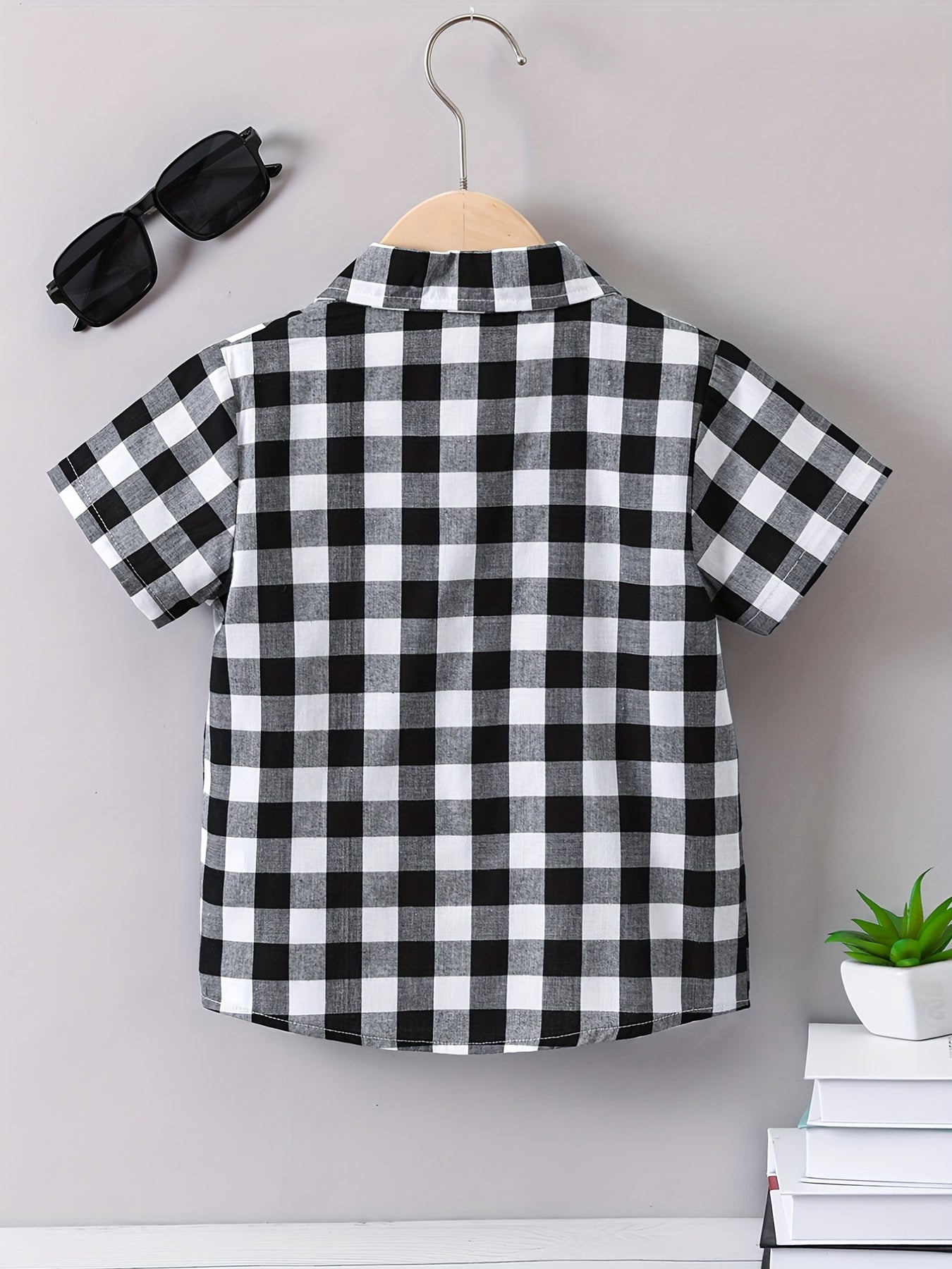 Boys Black Plaid Print Shirt Lightweight Short Sleeve Top