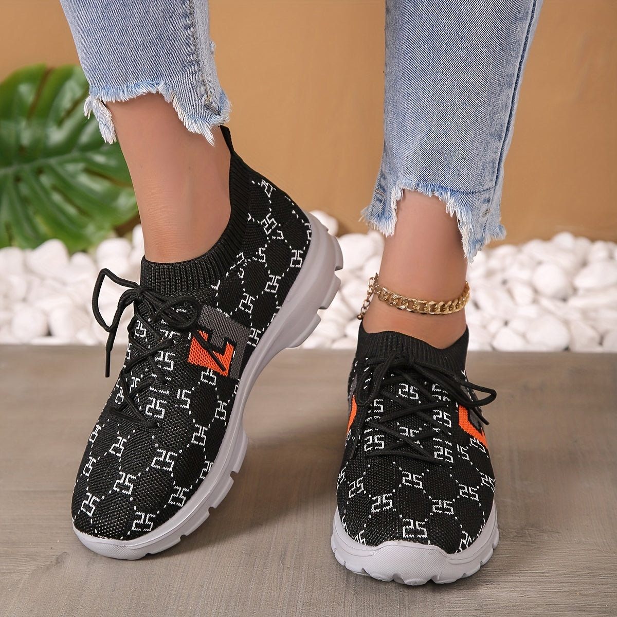 Women's Geometric Pattern Sneakers Casual Lace Up Outdoor Shoes