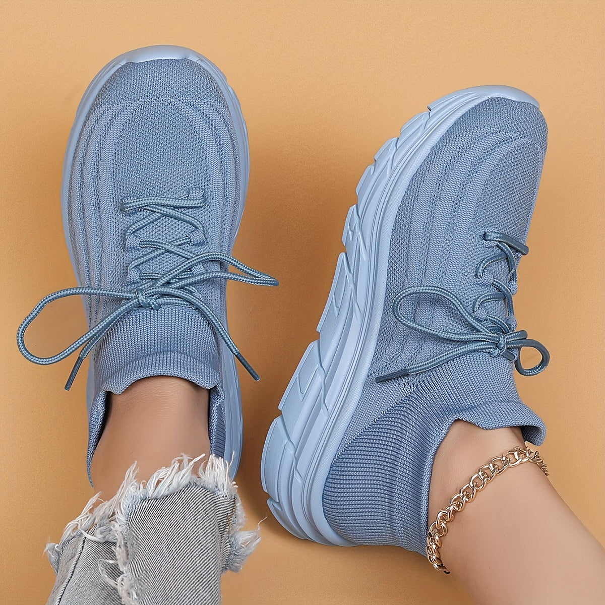 Breathable Mesh Lace-Up Casual Running Shoes