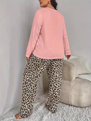  Leopard Heart Print Tee & Leopard Print Pants Pajamas Set
