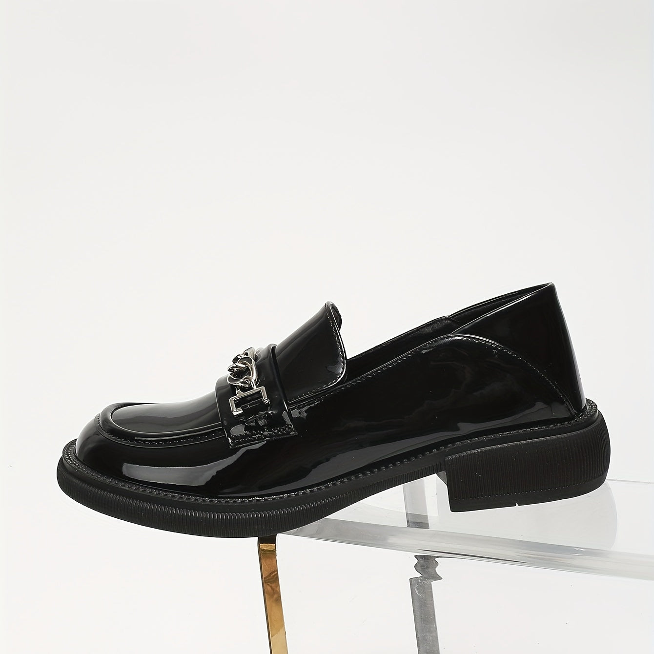 Women's Chain Decor Loafers Patent Leather Slip On Shoes