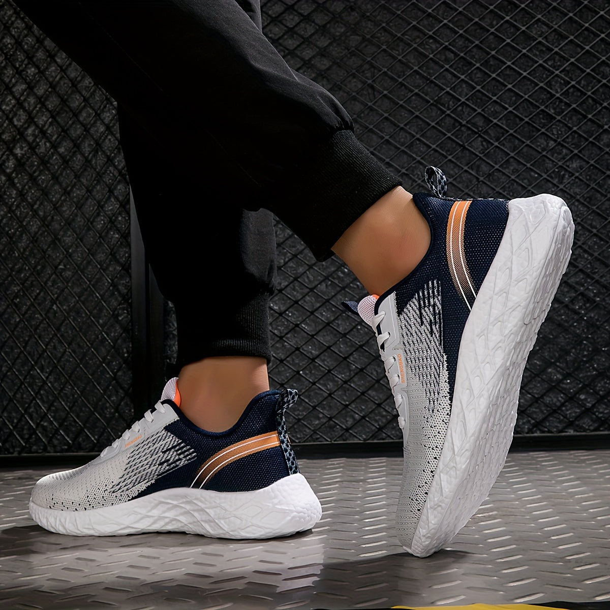 Men's Breathable Running Shoes Non Slip Sneakers For Outdoor Activities