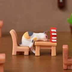 Cartoon Cat Micro Landscape Doll House Display