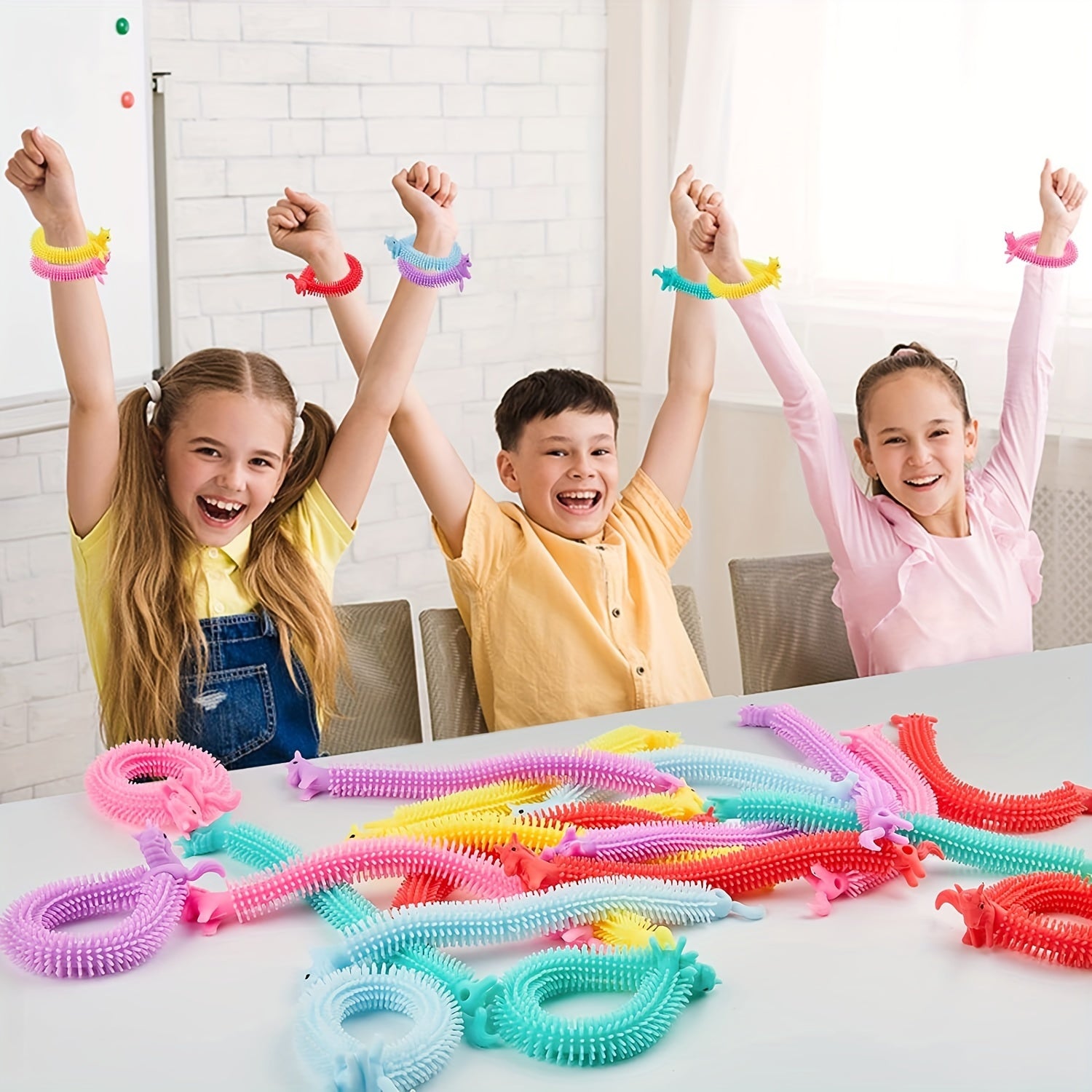 20 Pack Sensory Fidget Stretch Toys Random String Stress Relief