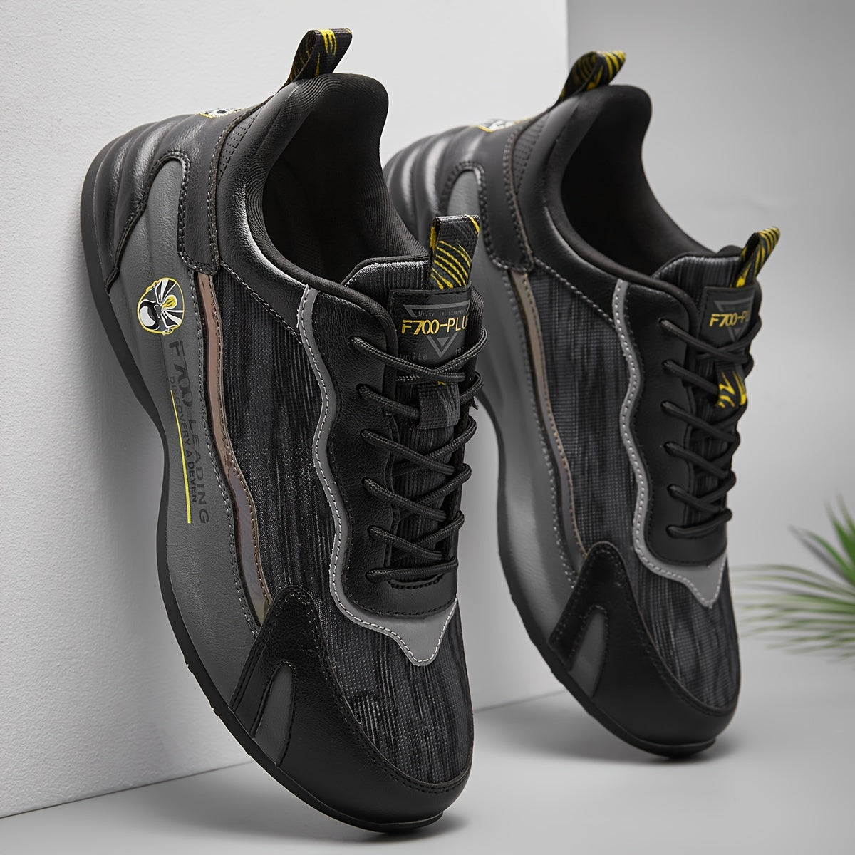 Chinese Style Block Running Shoes With Reflective Stripes
