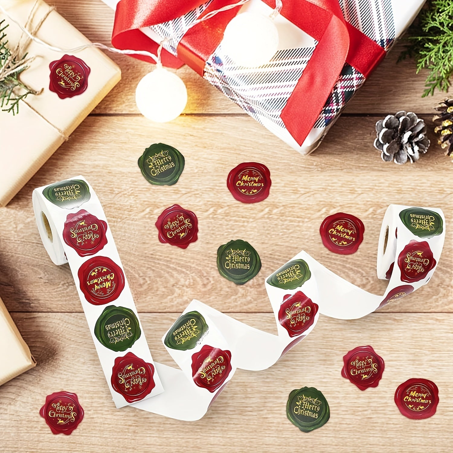 500 Christmas Stickers Roll - Holiday Greeting Sealing Gift Stamp Shape