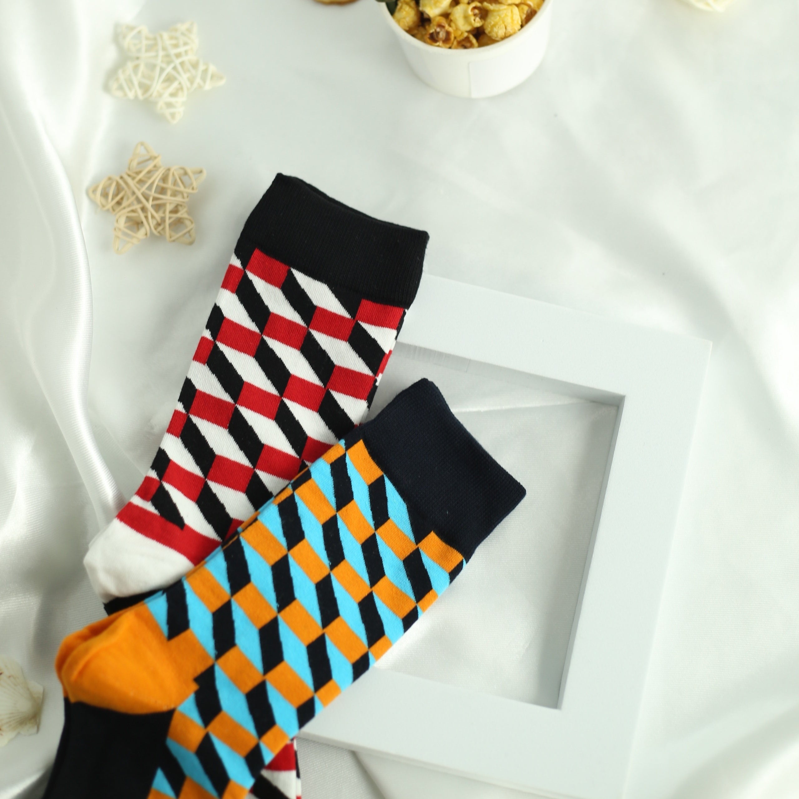 Men's Cartoon Geometric Crew Socks 2 Pairs