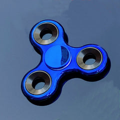 Electroplated Three Leaf Bracket Fingertip Spinner