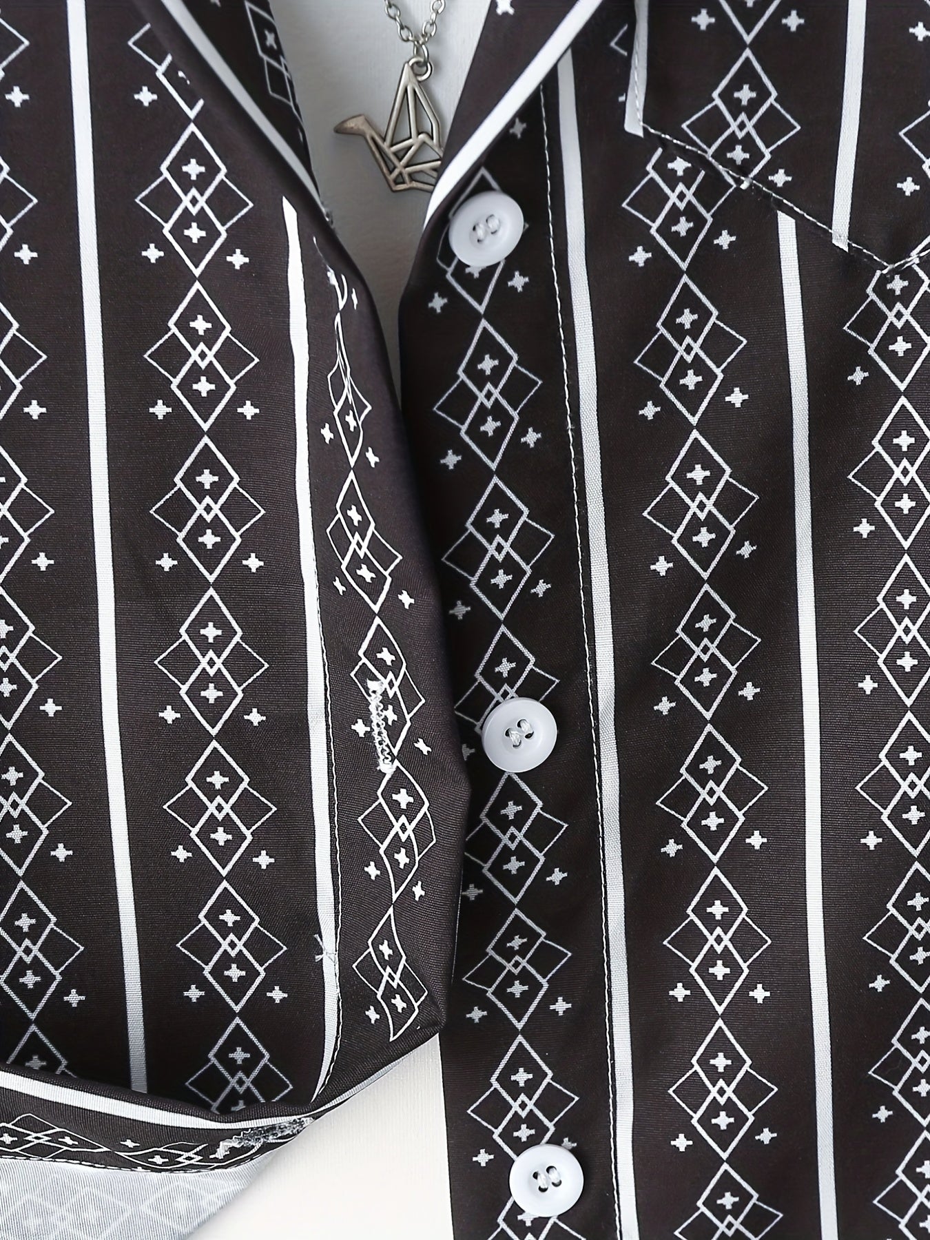 Boy's Geometric Print 2pc Shirt & Pants Set