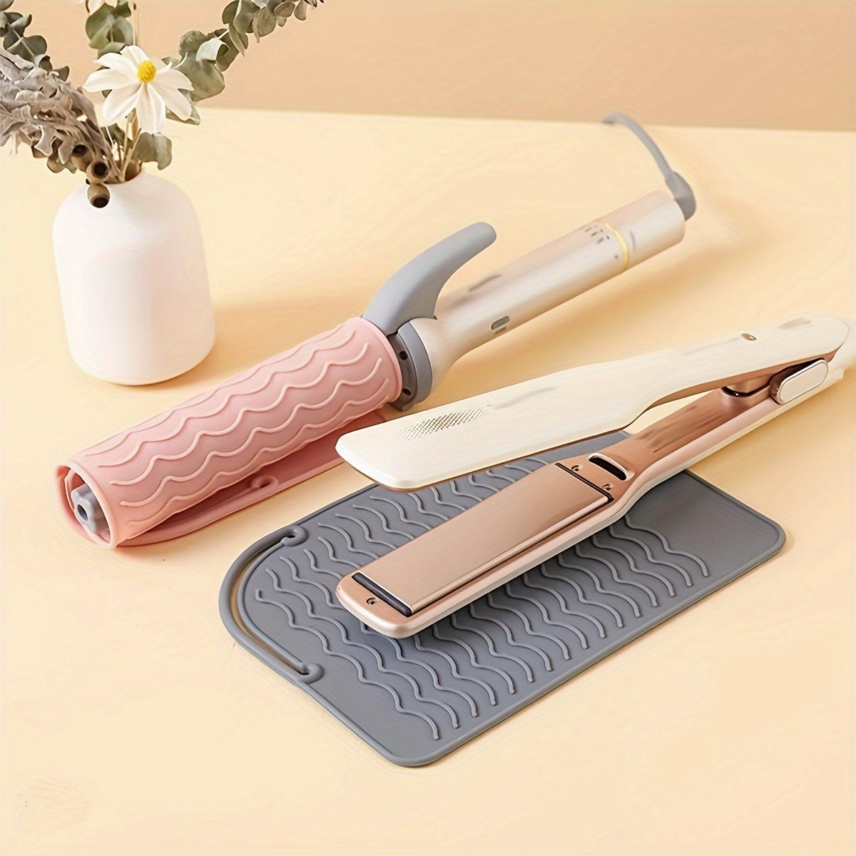 Heat Resistant Silicone Mat Pad Non Slip Mat for Hair Tools Hot Iron