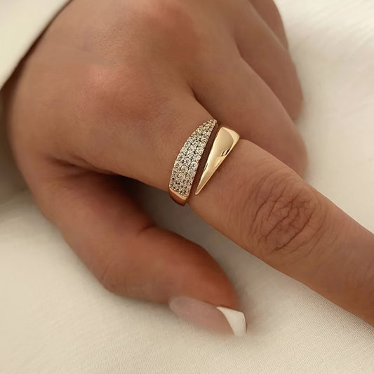 Copper Inlaid Zirconia Open Ring with Sharp Wing