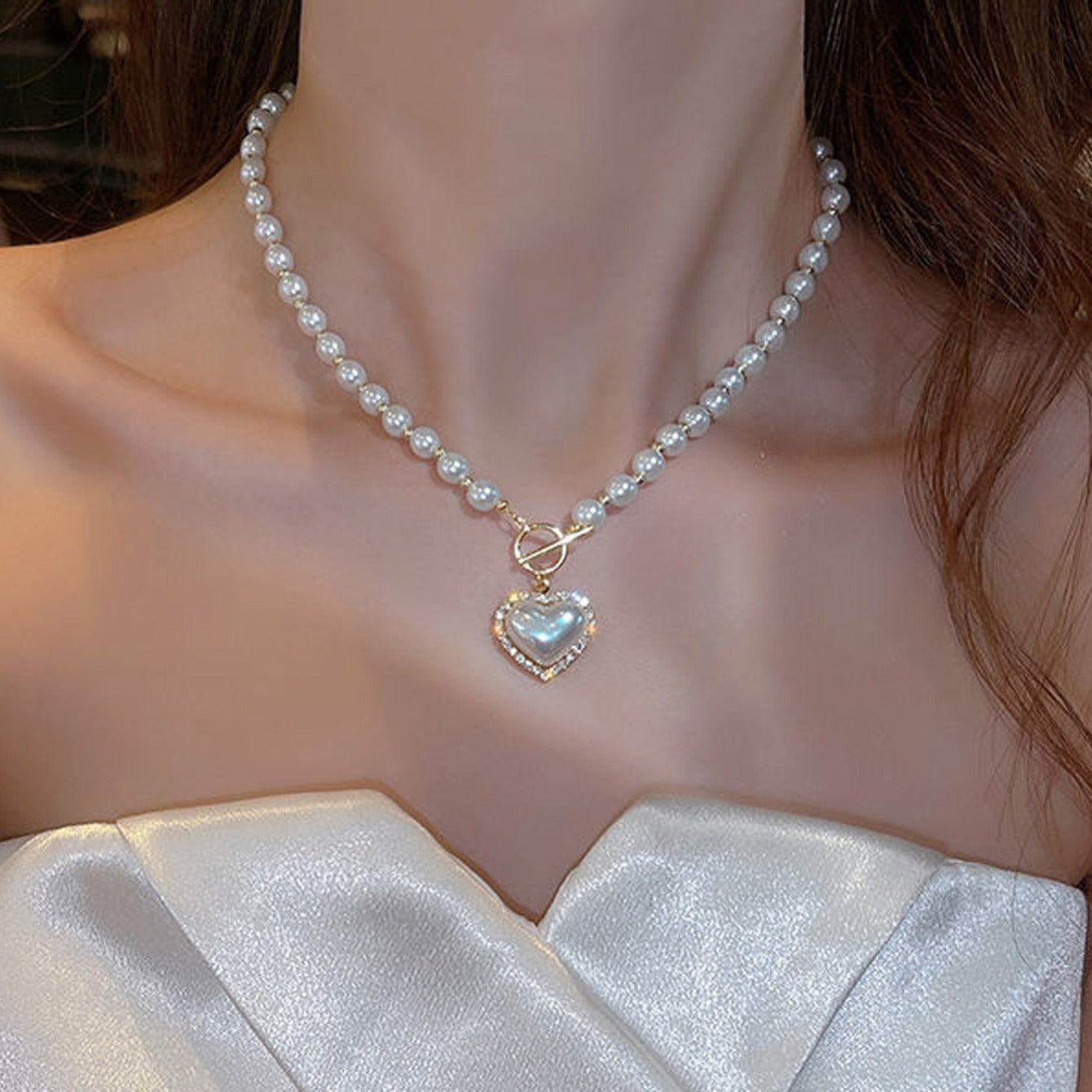 Faux Pearls Beads Necklace Heart Shape Pendant Lovely Neck Jewelry