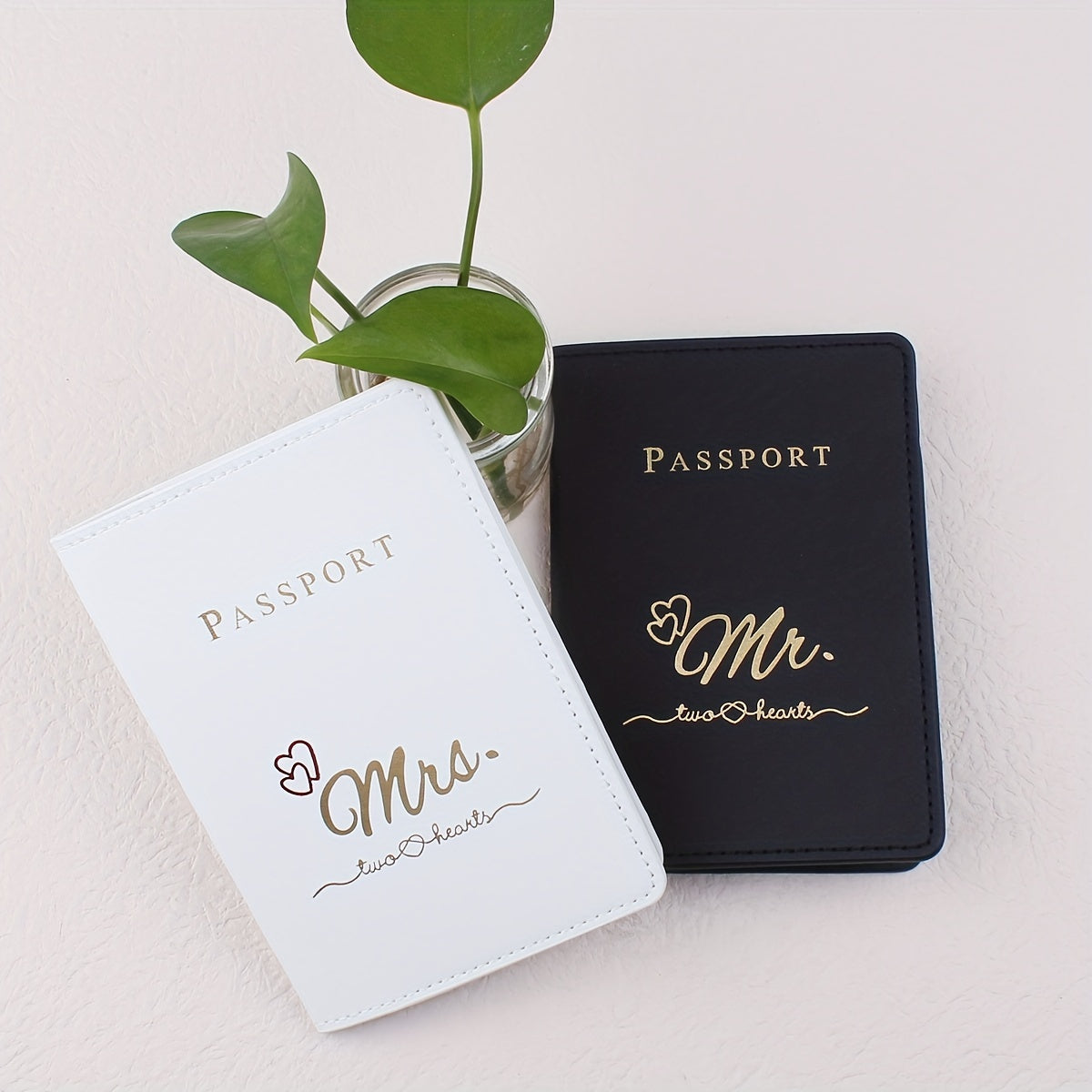 2pcs Mr &Mrs Passport Holder Travel Passport Holder Set