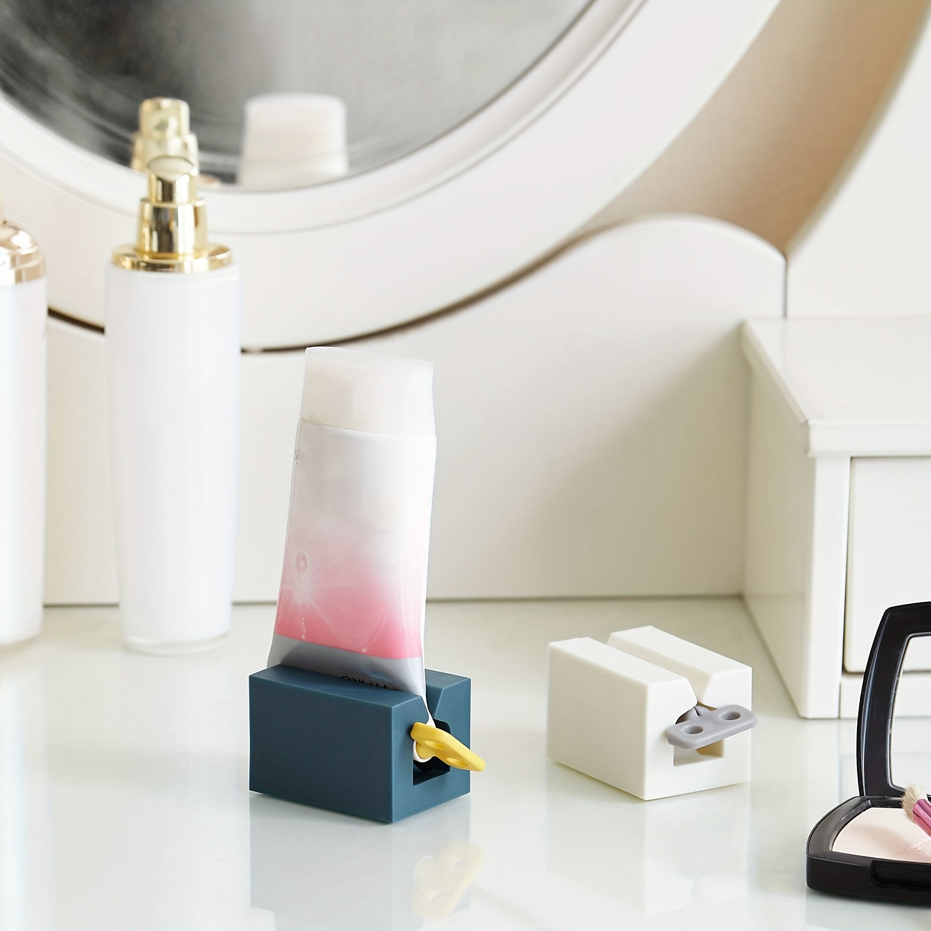 Toothpaste Squeezing Machine Clamp Type Bathroom Supplies