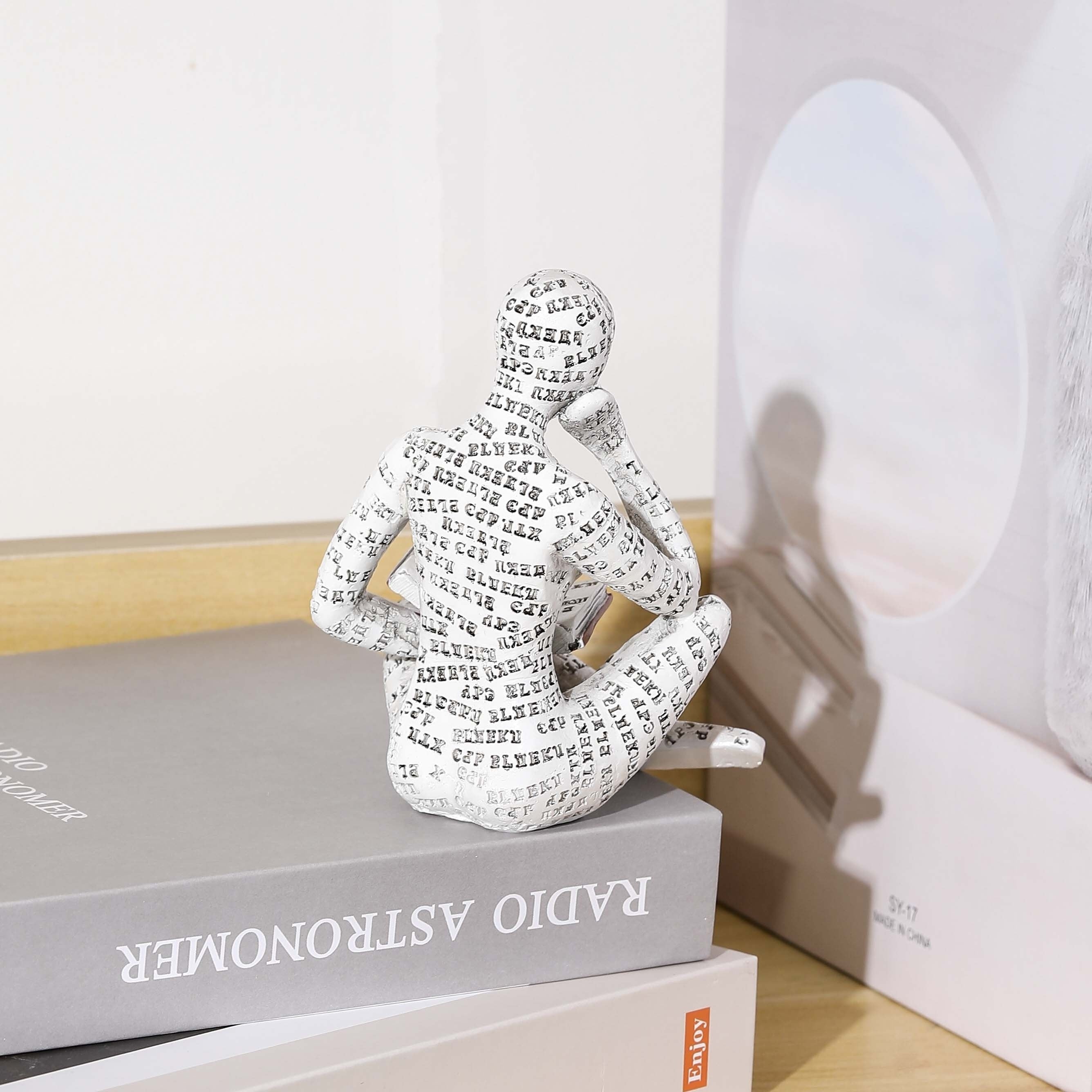 Woman Reading Pulp Mold Resin Furnishing Articles