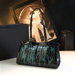 Stylish Soft Leather Chain Bag Crocodile Pattern Zip Closure Polyester Lining