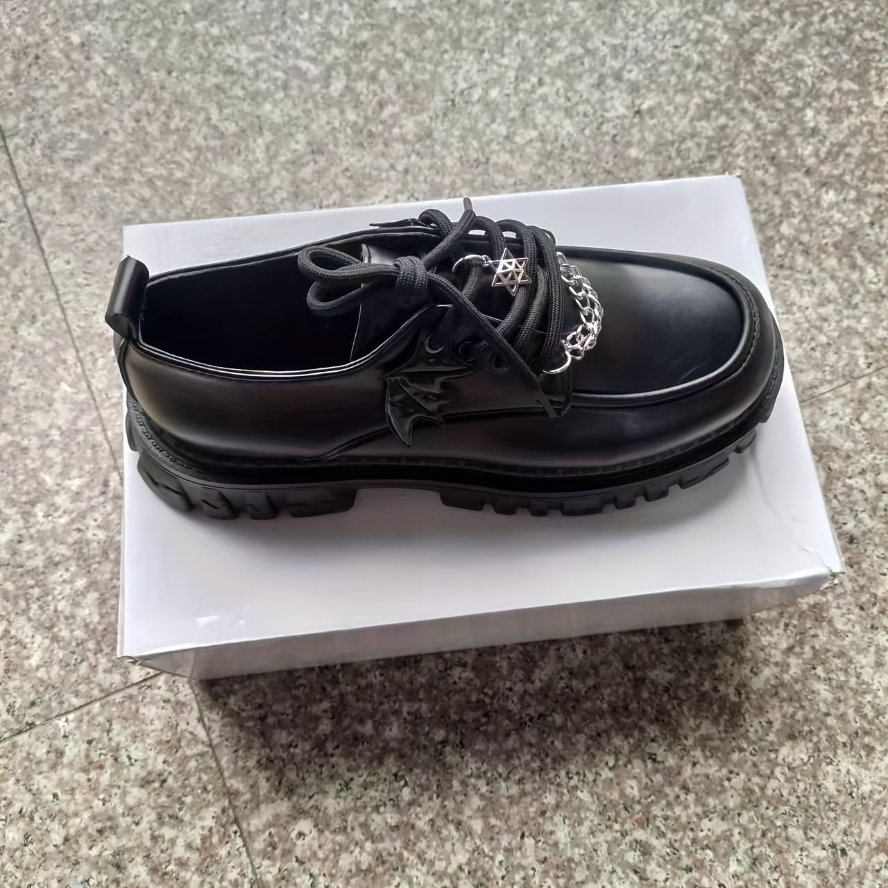 Women's Platform Loafers Chain Decor Lace Up Shoes