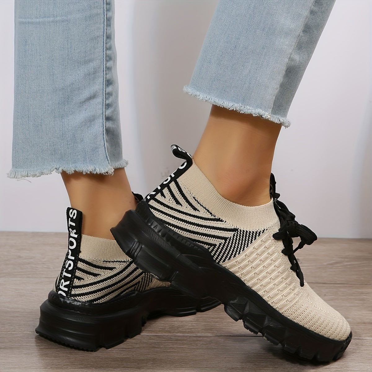 Women's Colorblock Mesh Sneakers Lace Up Low Round Toe Casual Shoes