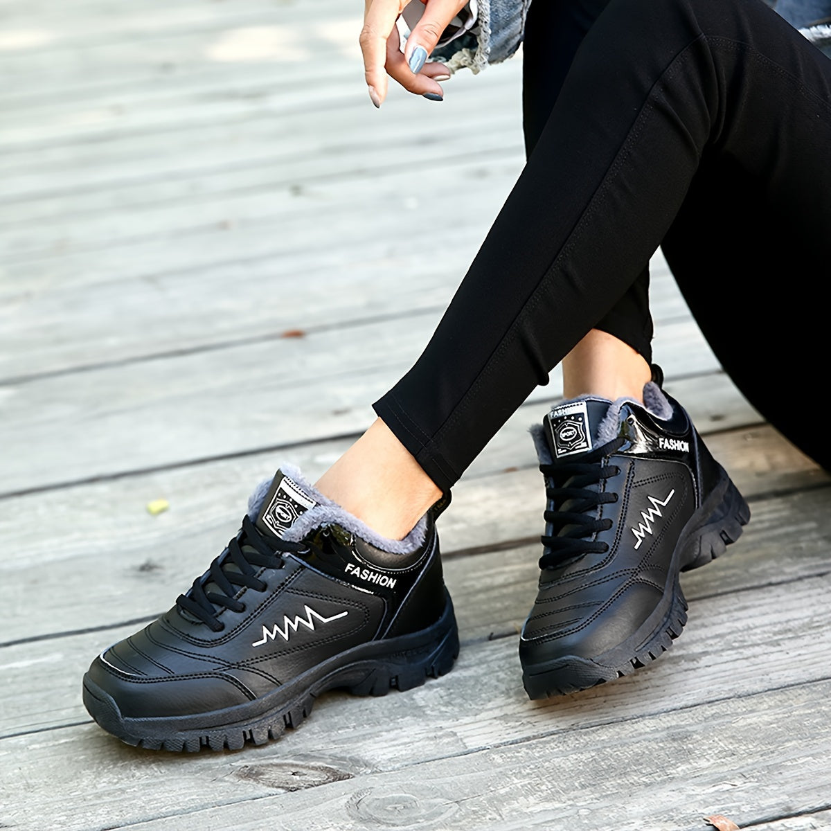 Women's Non slip Warm Hiking Sneakers Wear Resistant Snow Shoes