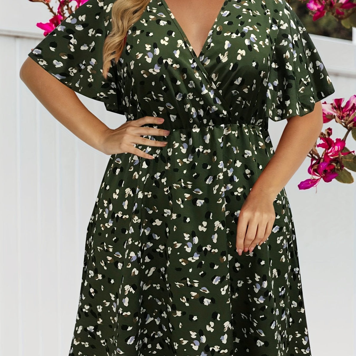  Ditsy Print Flutter Sleeve Dress