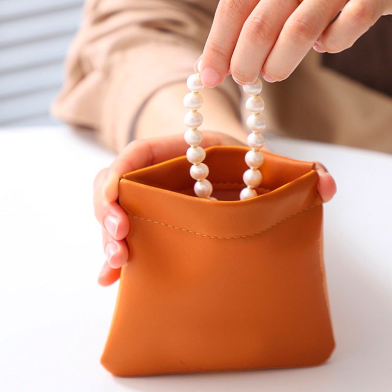 Portable Self-Closing Lipstick Bag Mini Pouch