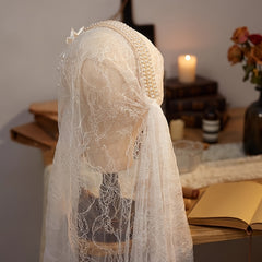 Vintage Romantic High End Lace Headpiece Veil with Pearls