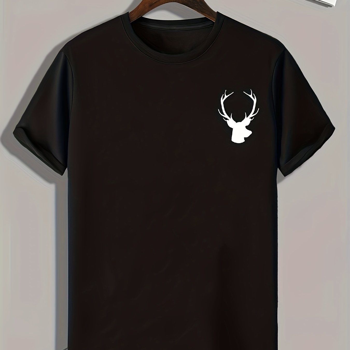 Elk Pattern Print Men's Comfy Sports T shirt Graphic Tee