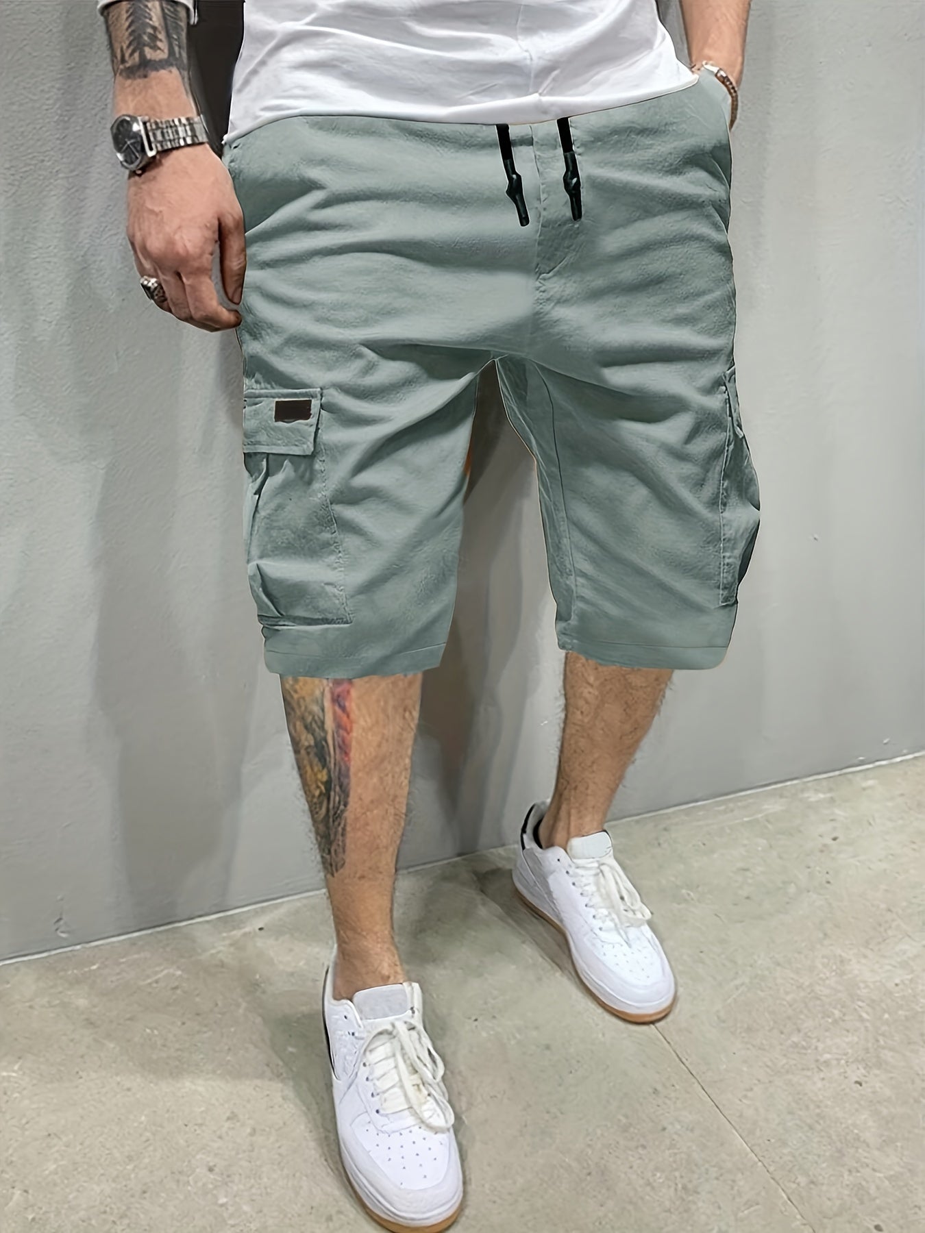 Men Drawstring Cargo Shorts with Flap Pockets