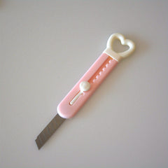 Heart Shape Retractable Box Cutters Office & Home Use