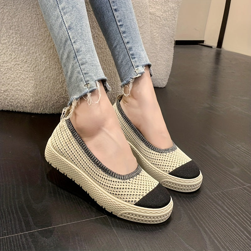 Women's Breathable Knit Platform Shoes Slip On Flat Comfortable Lightweight