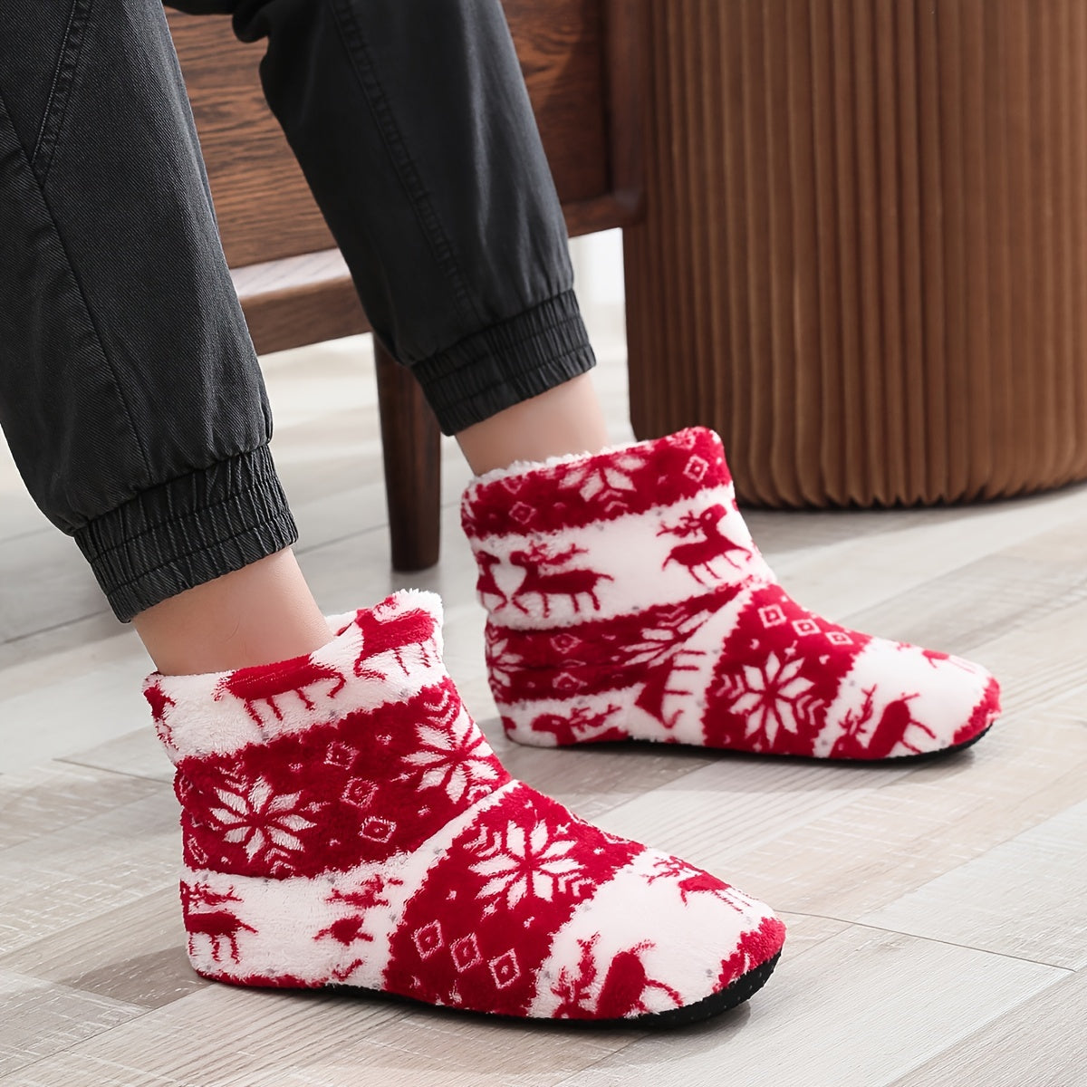 Men's Elk Snowflake Print Slippers Socks Warm Fleece Cozy Comfortable Non slip