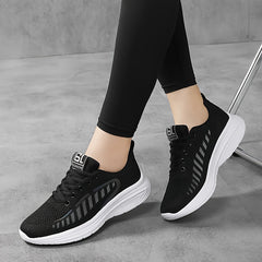 Women's Lace up Mesh Athletic Running Shoes Breathable Anti slip Casual Sneakers