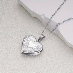 Heart Shaped Photo Locket 304 Stainless Steel Pendant Necklace