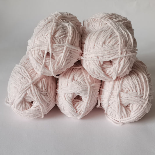 Chenille Handwoven Polyester Soft Yarn for Knitting Hats Bags Dolls 50g
