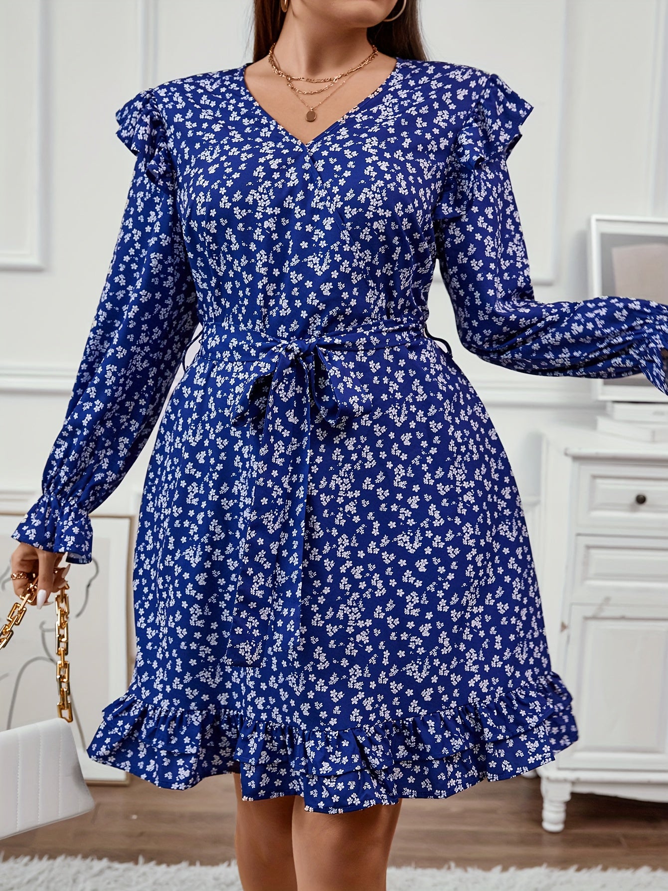  Ditsy Floral Print Long Sleeve V Neck Ruffle T
