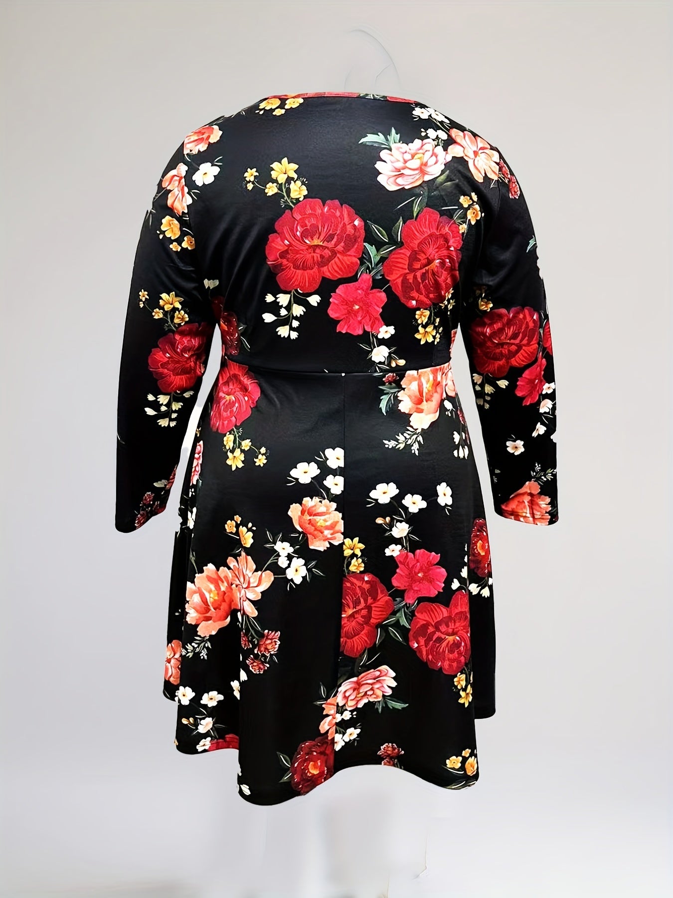  Floral Print Long Sleeve V Neck Dress