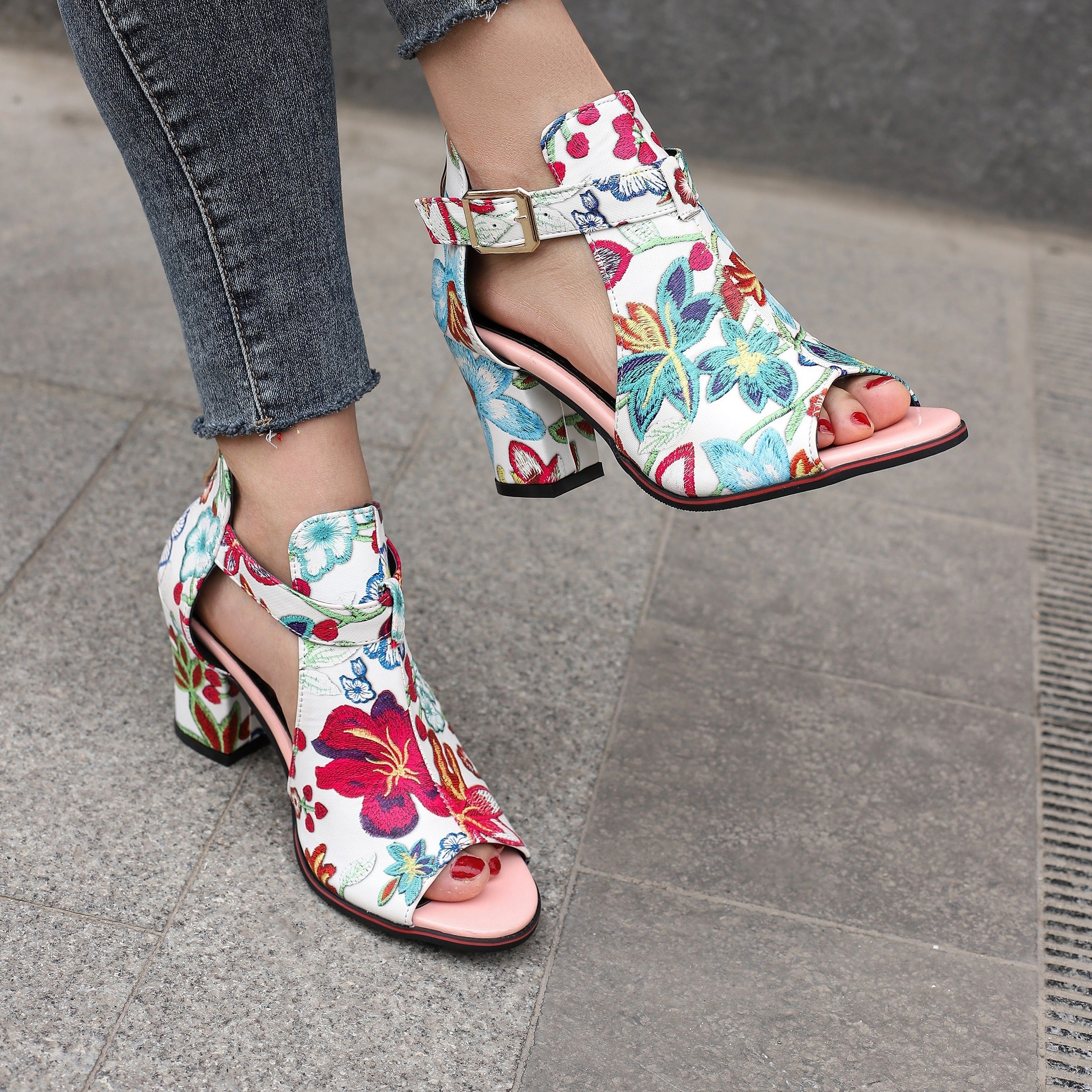 Flower Pattern Block Heels Comfortable Open Toe Sandals