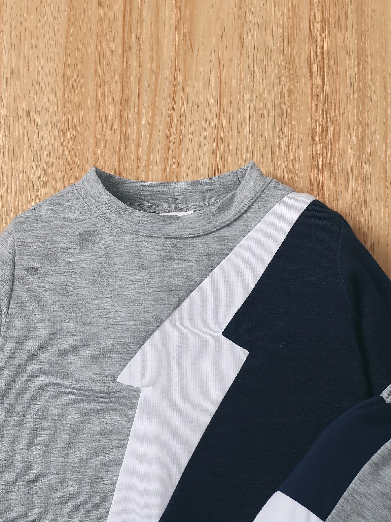 Boys Pullover Sweatshirt & Jogger Pants Set