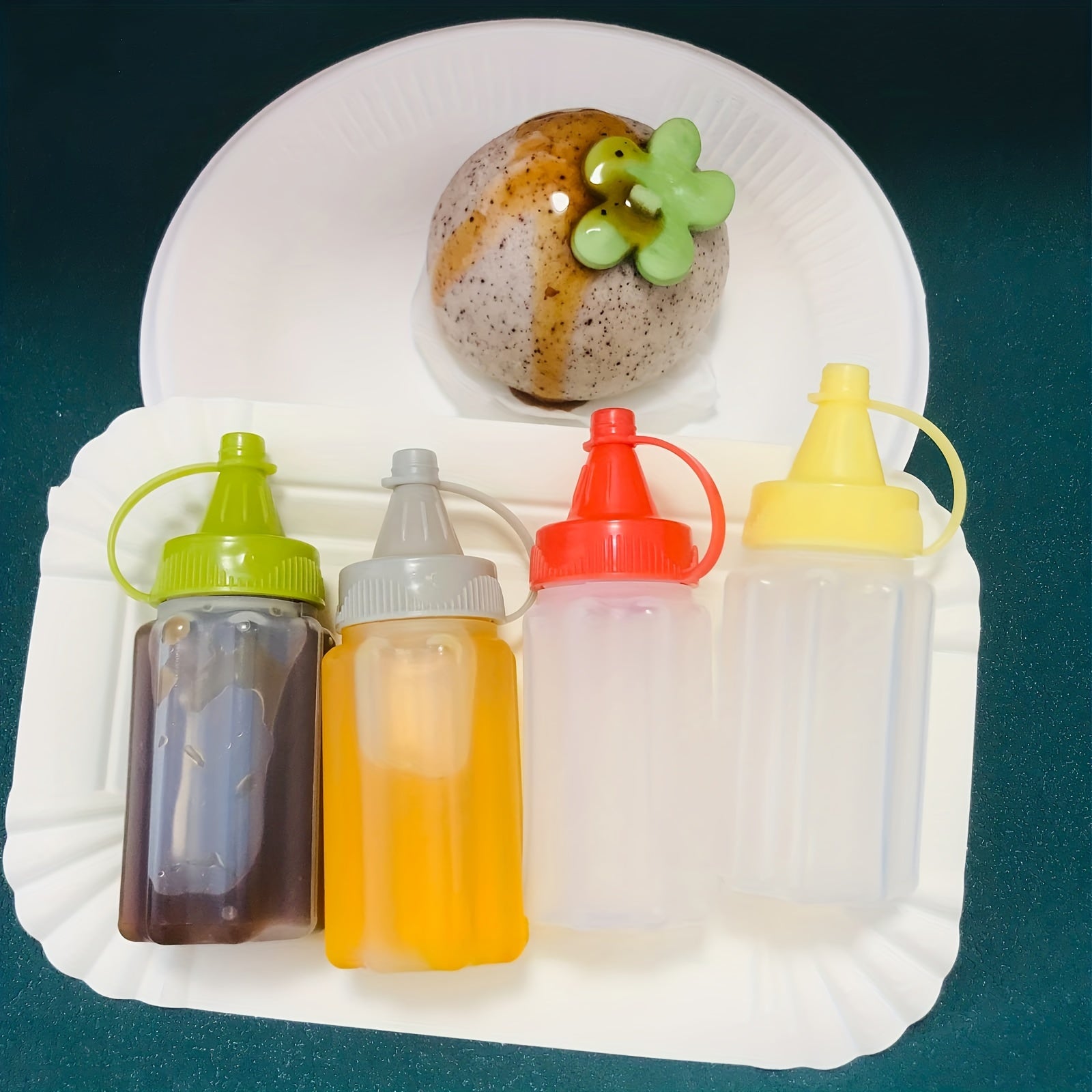 4Pcs Mini Squeeze Bottles Refillable Condiment Dispenser with Flip Top
