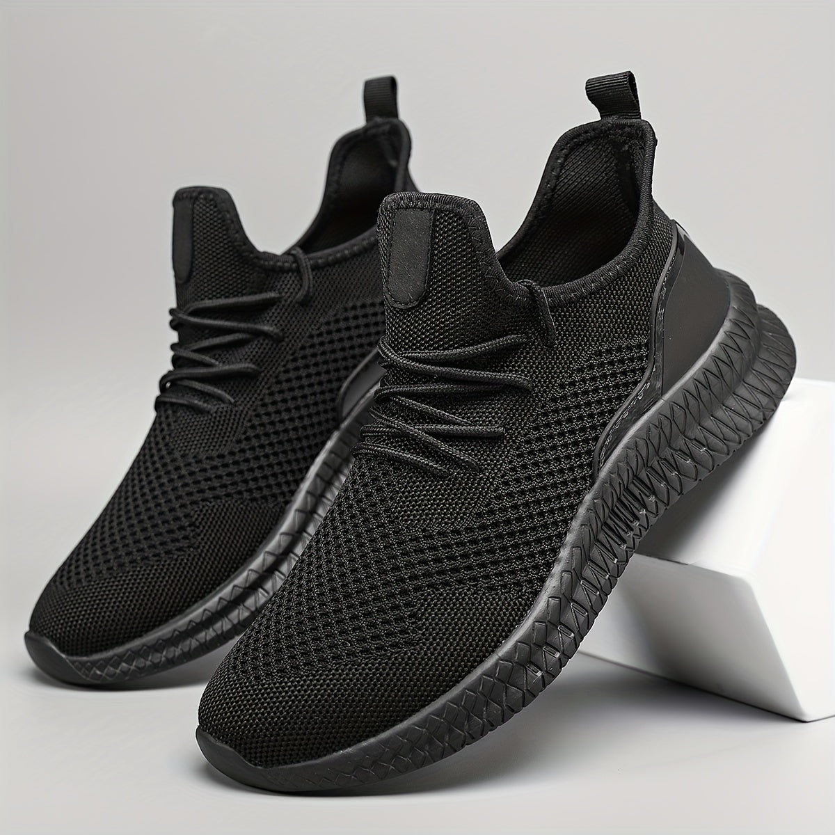 Men's Breathable Lightweight Running Shoes for Jogging Tennis Gym