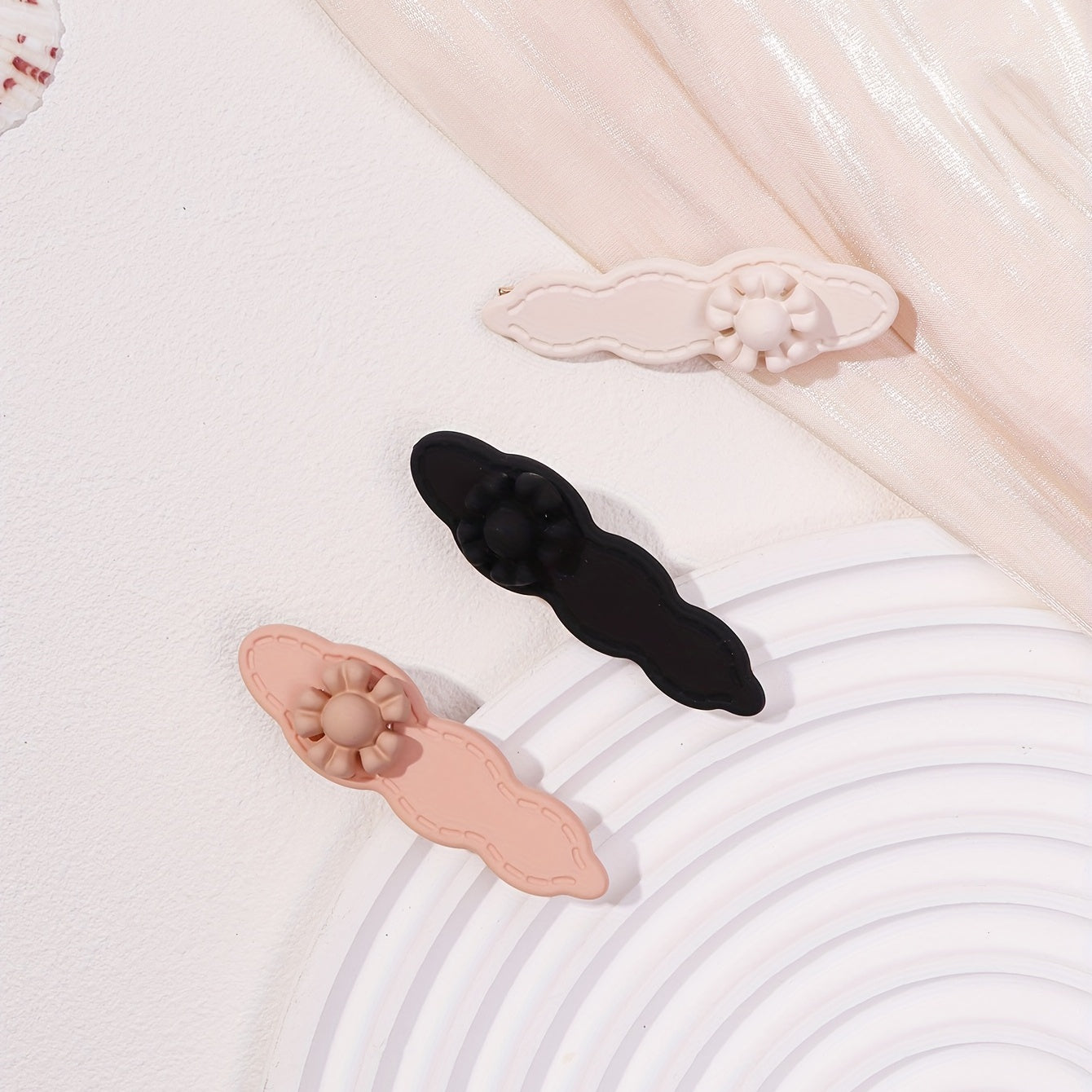 3pcs Wavy Hair Clip Flower Decor Duck Billed Clip