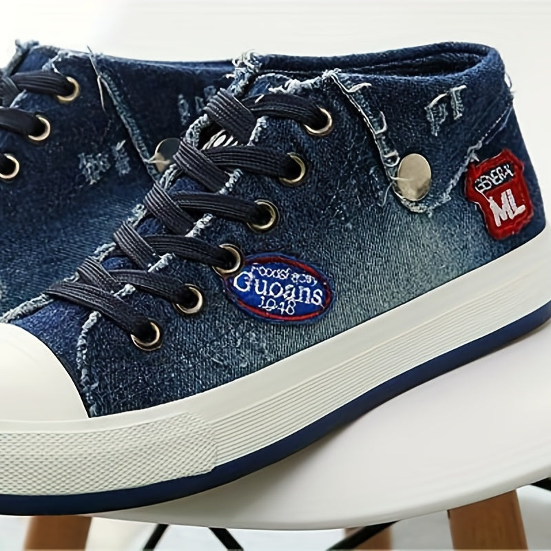 Women's Letter Decor Canvas Shoes Casual Lace Up Outdoor Sneakers