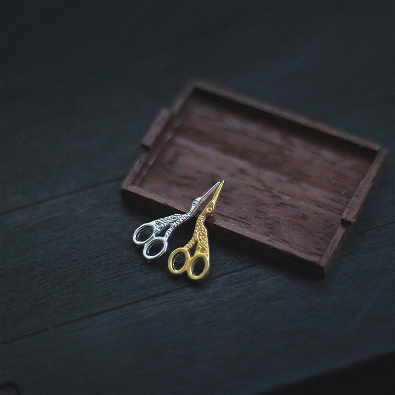 Vintage Scissors Mini Dollhouse Accessory Retro Style Crafting Tool