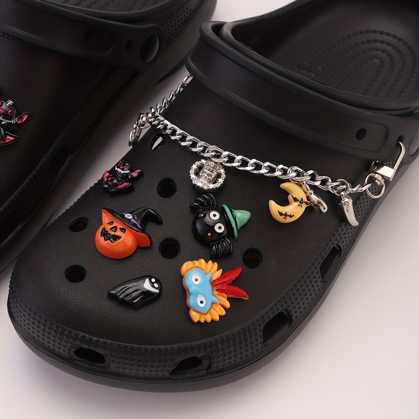 25pcs Halloween Shoe Charms with Chain for Clogs DIY Accessories