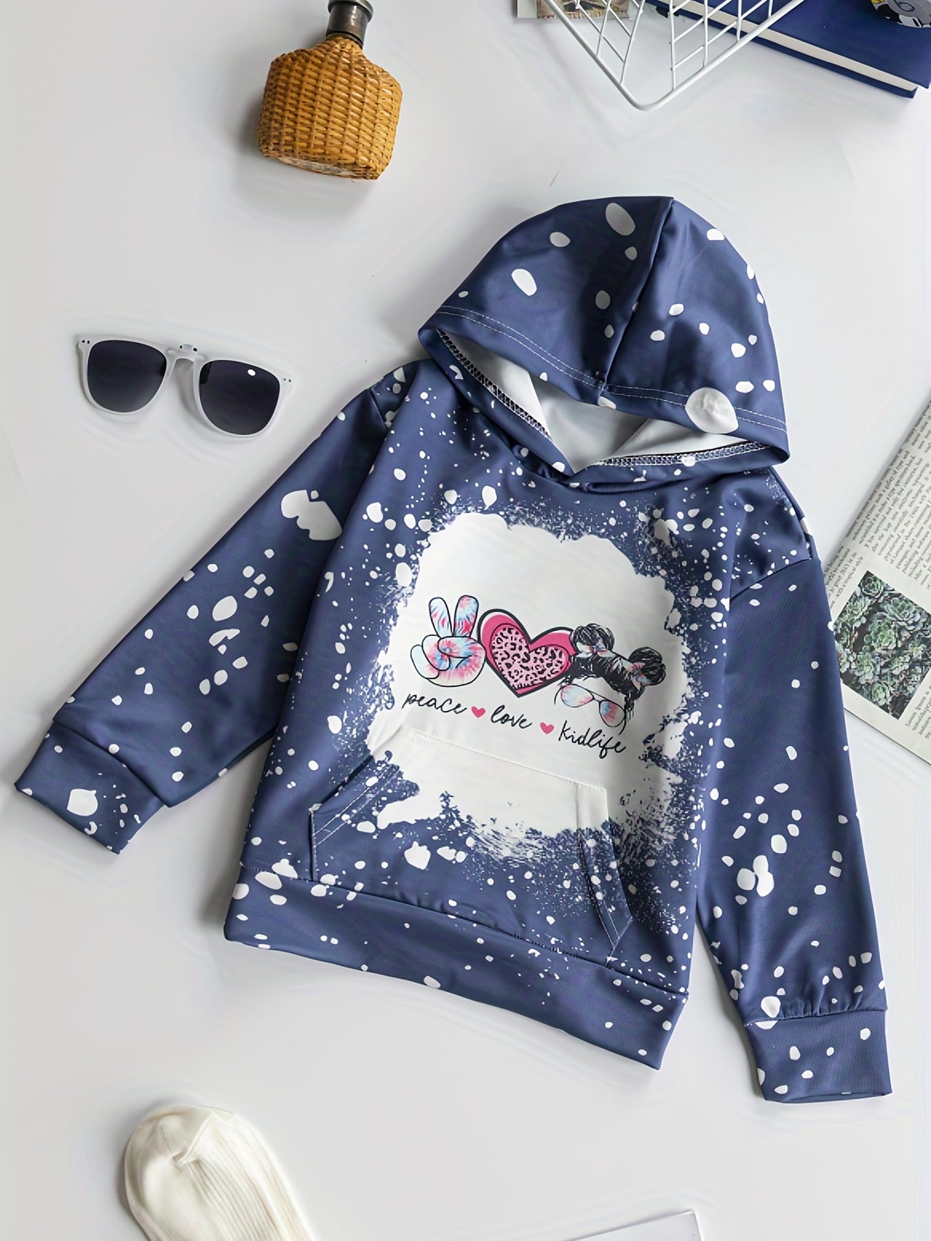 Girls' 'Peace Love Kidlife' Print Hooded Sweatshirt Pullover