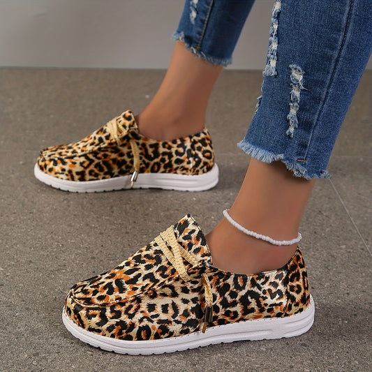 Leopard Print Canvas Shoes Lightweight Low Top Lace Up Women's Walking Shoes