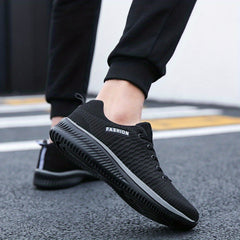 Men's Athletic Lace-up Sneakers Breathable Wear-resistant Shoes