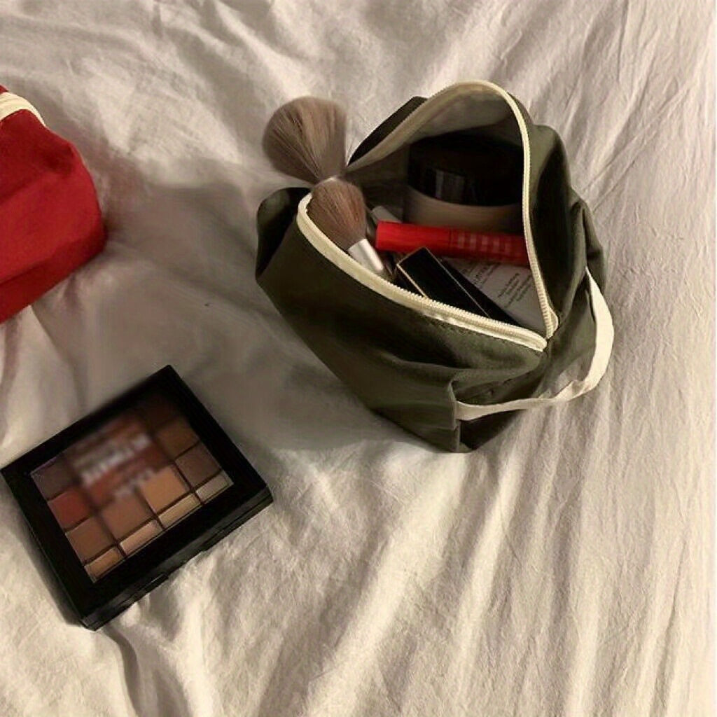 Small Canvas Toiletry Bag for Women Durable Travel Makeup Pouch with Zipper