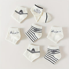 8 Pairs Letter & Stripe Print Socks for Women