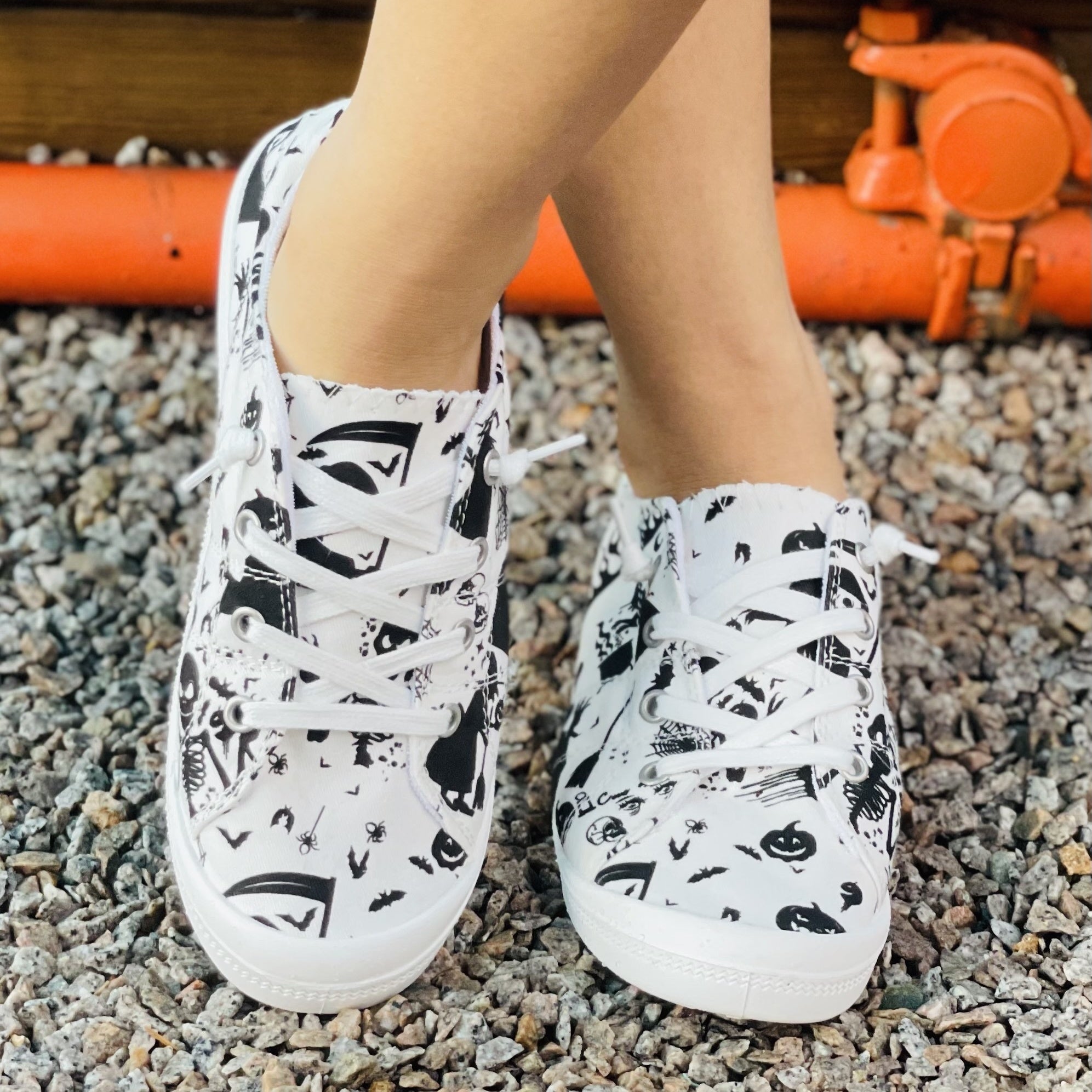 Women's Pumpkin Printed Shoes Lace Up Low Round Toe Lightweight Canvas Flat Shoe